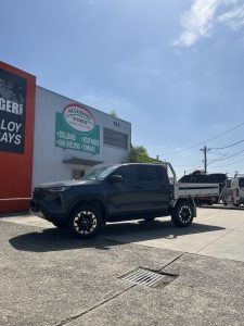 Toyota Hilux Dual Cab with Platnium Tray #15