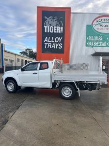 Isuzu Dmax Space Cab with Tradie Tray #2