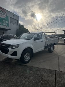 Isuzu Dmax Single Cab with Tradie Tray #4