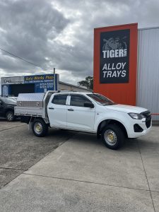 Isuzu Dmax Dual Cab with Tradie Tray #11