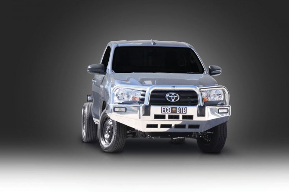 TOYOTA HILUX 2WD WORKMATE Bullbar