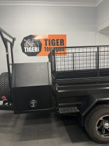 Tradesmen Trailer inc. removeable canopy 2 drawer toolbox #4