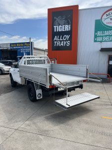 Lyco Loader with Tradie Tray 450mm Sideboards #10