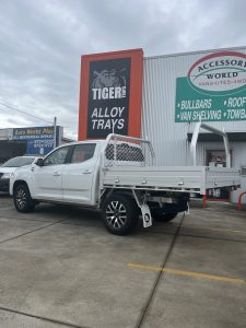 LDV Dual Cab with Tradie Tray and ladder rack #7