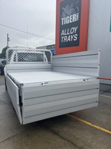 Single Cab Hilux with Tiger Tough Heavy Duty Series Alloy Tray with 660mm Sideboards and 90 degree headboard #89