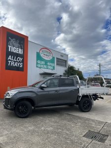 SsangYong Musso Dual cab with Tradie Tray #1