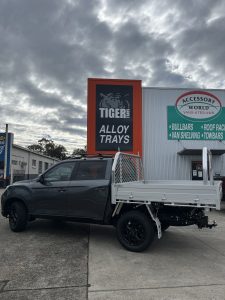 SsangYong Musso Dual cab with Tradie Tray #8
