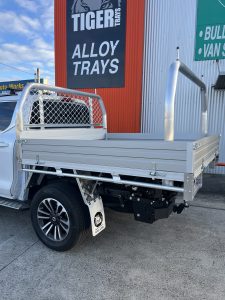 Dual Cab GWM with Tiger Tough Alloy Series Tray (ft. ladder rack) #5